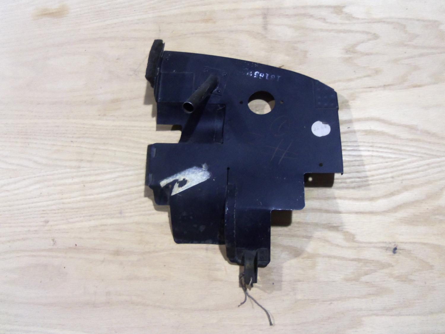 PIPER CHEROKEE 140 PN18185 RH REAR CYLINDER BAFFLE